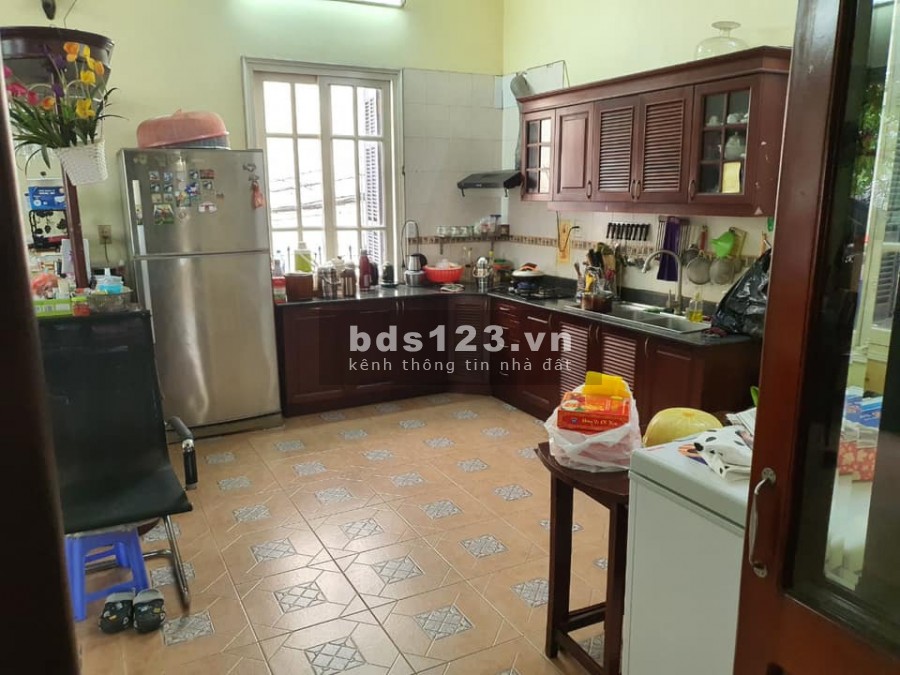 Bán nhà lô góc mặt phố Nguyễn Chí Thanh, 71m2, 5 tầng, 7.6m mặt tiền, 29 tỷ, LH 0839844444