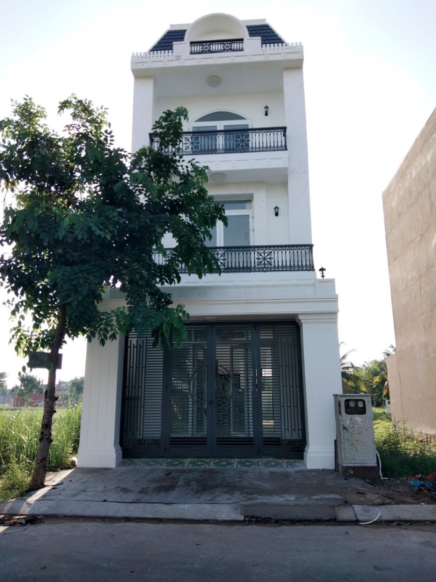 Bán Nhà Hưng Long, Bình Chánh, hỗ trợ trả chậm lên tới 8 tháng 0% lãi suất khu an ninh