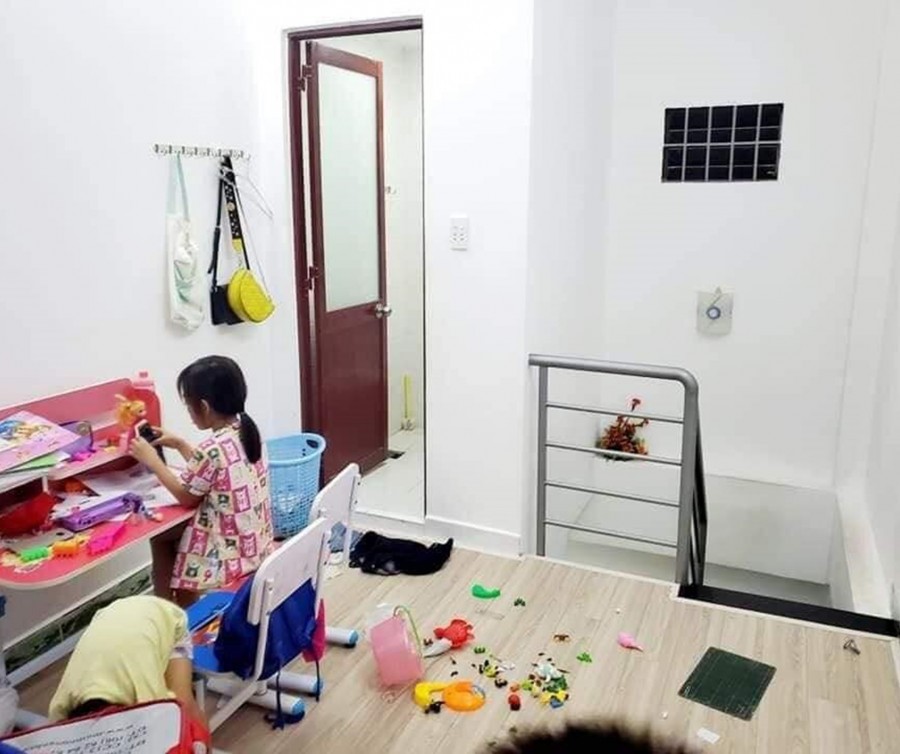 Bán Nhà Đường Phan Xích Long, Phú Nhuận, giá bán dưới 5 tỳ, giá rẻ làm việc chính chủ