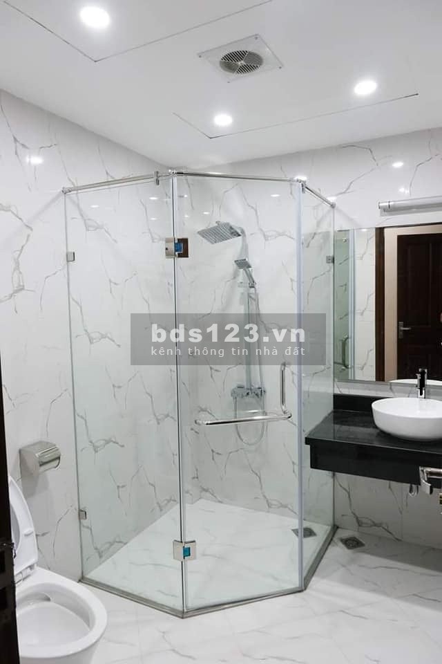 Bán gấp nhà đẹp hẻm xe hơi Nguyễn Văn Khối diện tích 41m2, 2 lầu giá chỉ 4.3 tỷ