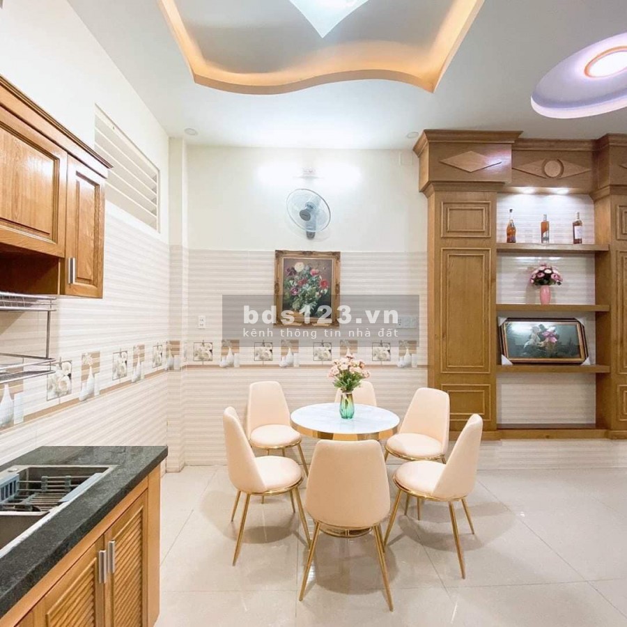 Bán nhà siêu rẻ hẻm xe hơi ngủ trong nhà, Tô Hiệu, Tân Phú, 3 tầng, dt 52m2 giá chỉ 4 tỷ