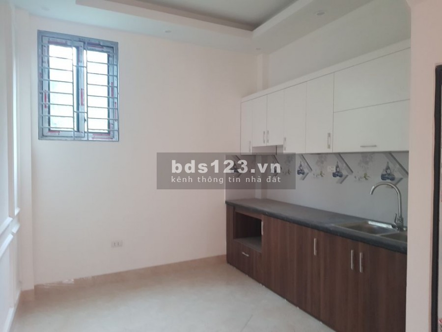 Bán nhà siêu hót siêu phẩm Hoàng Mai, diện tích 45m2, ô tô gần 5 tầng mới đẹp, giá 3 tỷ