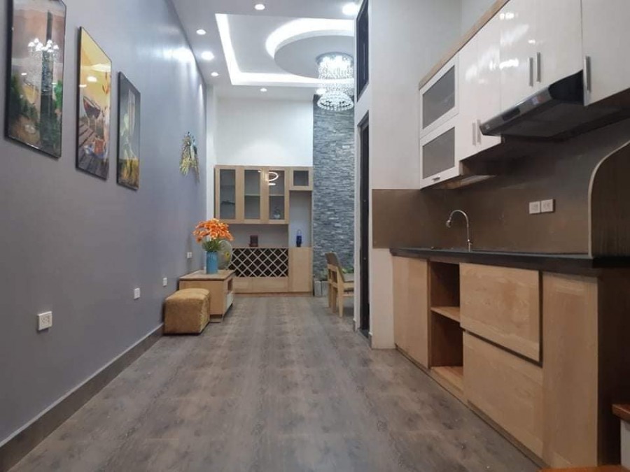 Bán nhà Nguyễn Đức Cảnh, Hoàng Mai, 45m2, nhà đẹp, gần phố, giá nhỉnh 3 tỷ. LH 0966456918.