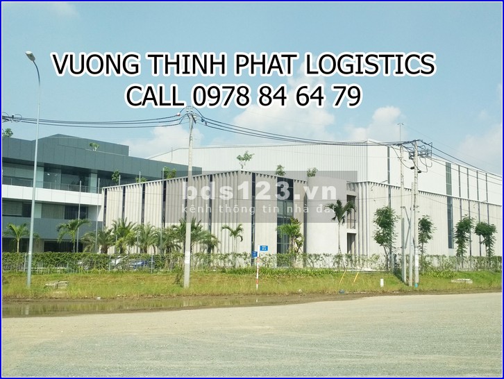 CẦN CHO THUÊ KHO XƯỞNG MẶT TIỀN QUỐC LỘ 1A, DIỆN TÍCH 3.000M2, GIÁ CẠNH CANH KHU VỰC HÓC MÔN