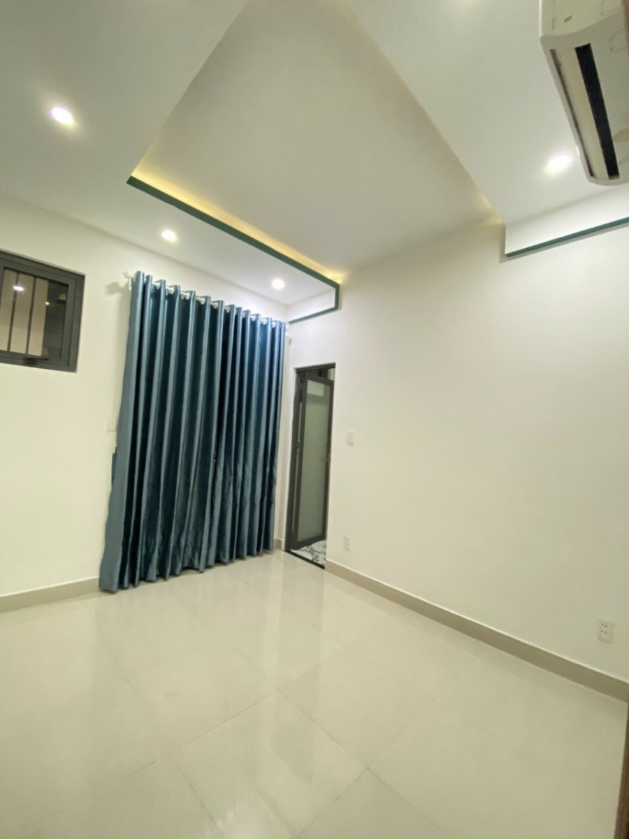 Bán nhà Phố Trung Tâm Nhà Bè-1979 Huỳnh Tấn Phát 2 lầu 4PN giá 4,9 tỷ
