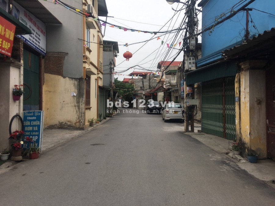 Bán gấp mảnh đất diện tích sử dụng 63m2 mặt phố Xuân Đỗ phường Cự Khối giá 4.5 tỷ