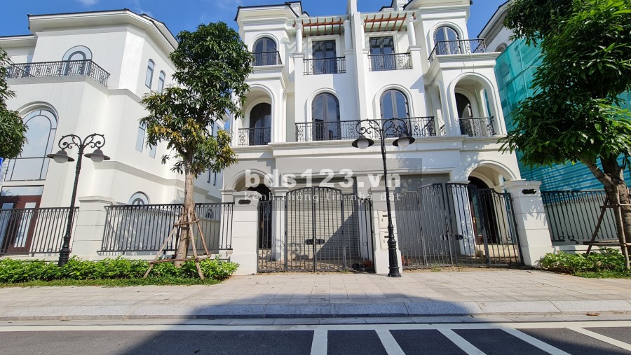 Cần bán gấp căn San Hô 7 giá 20 tỷ, không gian sống đầy đủ tiện ích pháp lí đầy đủ
