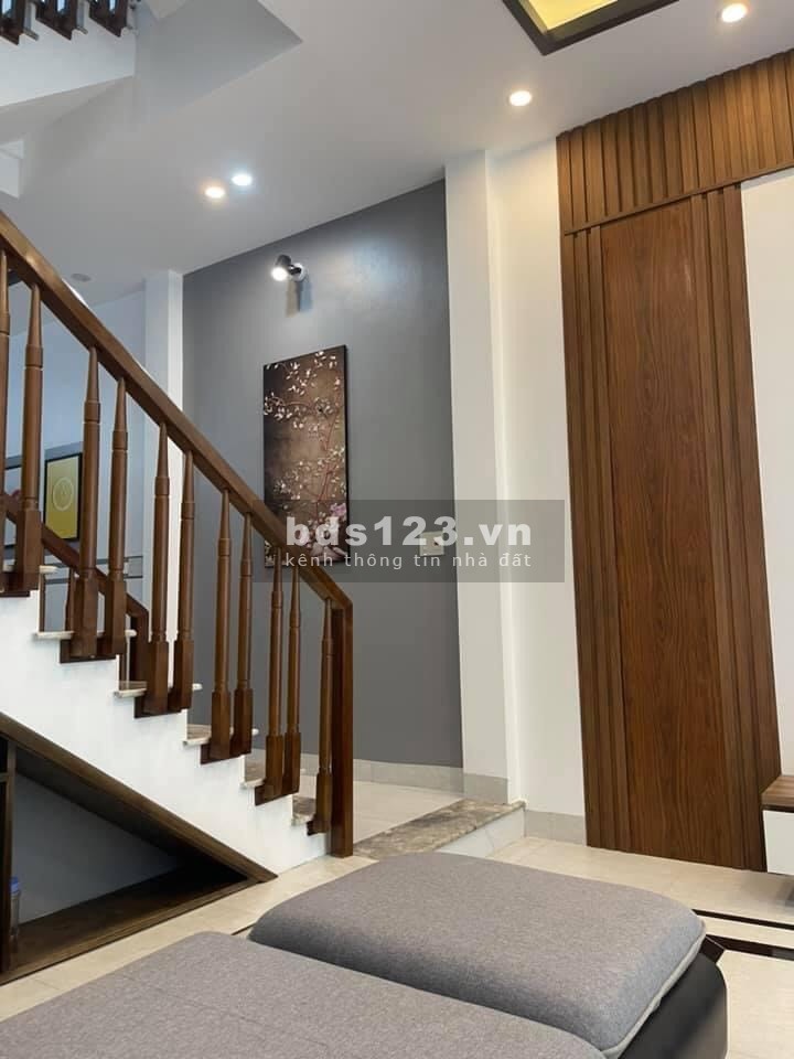 Bán nhà ngõ phố Bình Lộc, ph Tân Bình, TP HD, 3 tầng, 3 ngủ, 50m2, ngõ to rộng, nhà cực đẹp, giá tốt