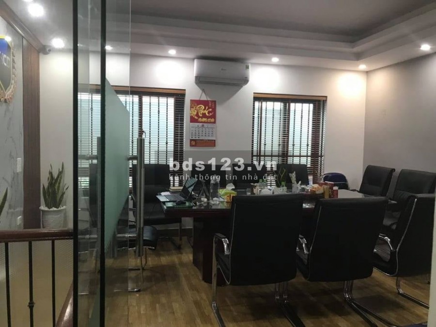 Bán nhà Văn Phú đường trục chính Kinh doanh thuận tiện diện tích sử dụng 80m2, giá 11 Tỷ hơn