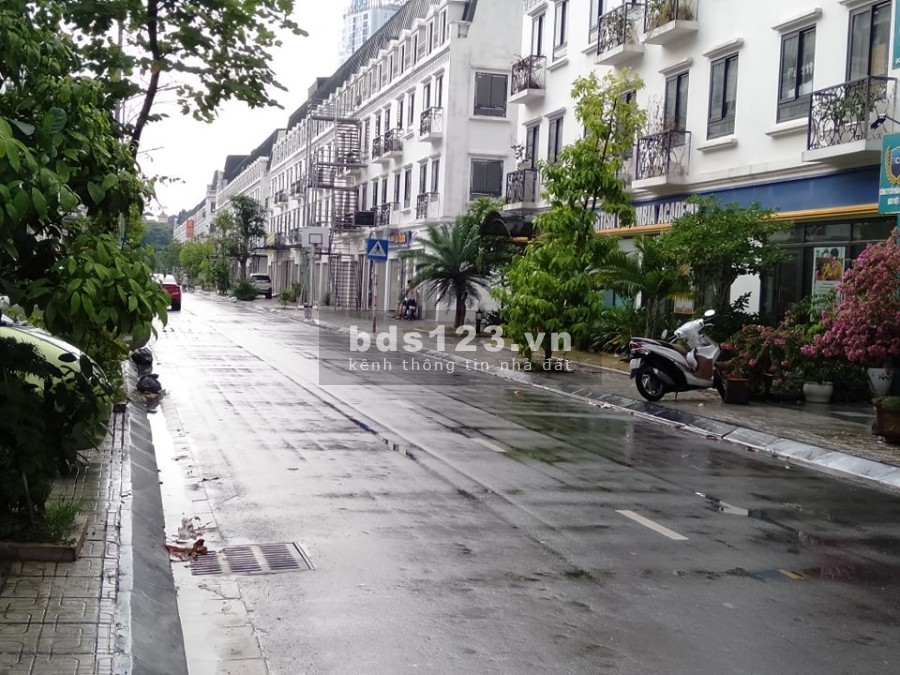 Bán nhà Văn Phú đường trục chính Kinh doanh thuận tiện diện tích sử dụng 80m2, giá 11 Tỷ hơn