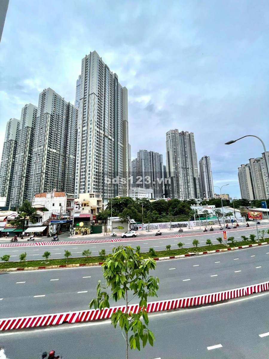 Chính chủ cho thuê mặt tiền Nguyễn Hữu Cảnh Bình Thạnh, 5.9X18, nhà mới đẹp, vị trí kinh doanh đỉnh.