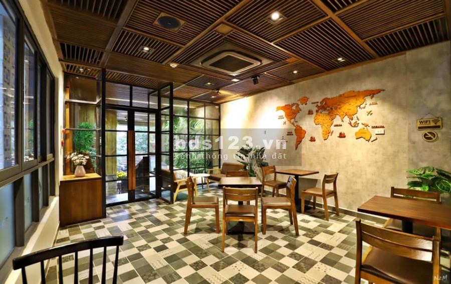 Tòa nhà căn hộ cao cấp Tây thuê Bar Coffe mặt phố Âu Cơ dt 174m2 xây 2020 10 tầng giá 75 tỷ