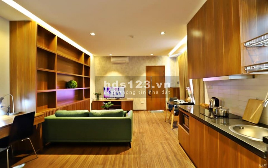 Tòa nhà căn hộ cao cấp Tây thuê Bar Coffe mặt phố Âu Cơ dt 174m2 xây 2020 10 tầng giá 75 tỷ