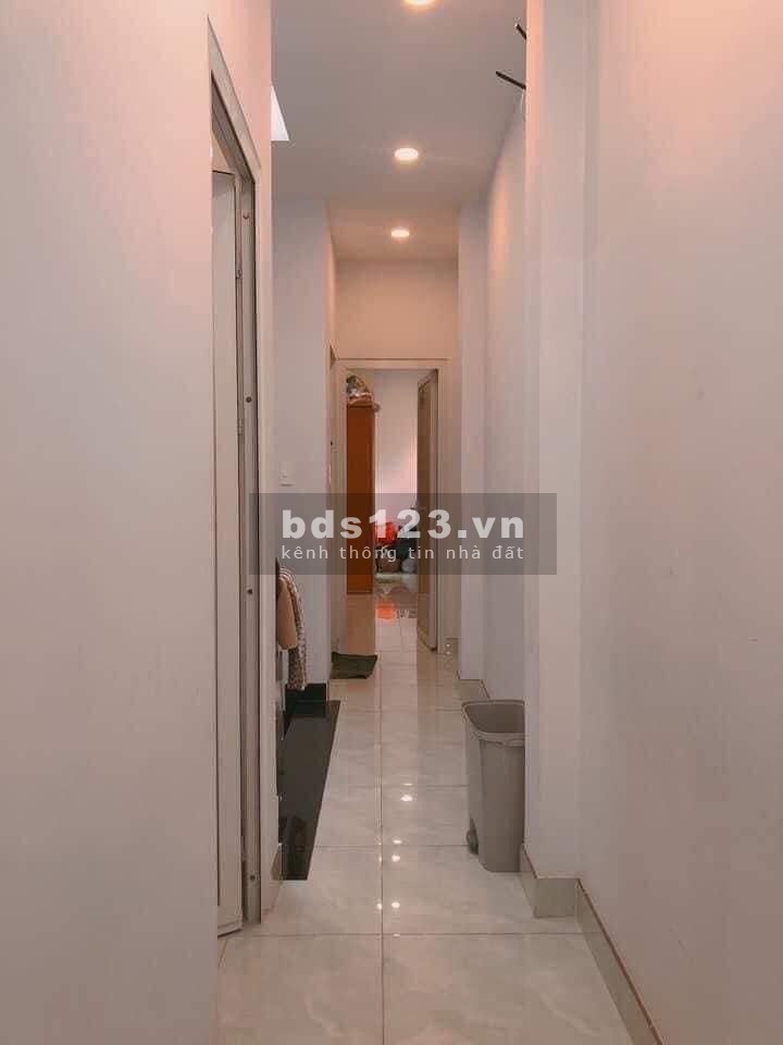 Bán nhà hẻm xe hơi có sân đổ ô tô diện tích khủng Thích Quảng Đức, P.5, Phú Nhuận, 68m2, chỉ 5.95 tỷ