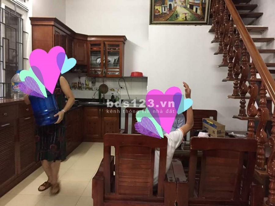 Bán nhà đường Hoàng Tăng Bí, diện tích sử dụng 25m2, giá 1.2 tỷ đúc kiên cố 2 tầng thoáng