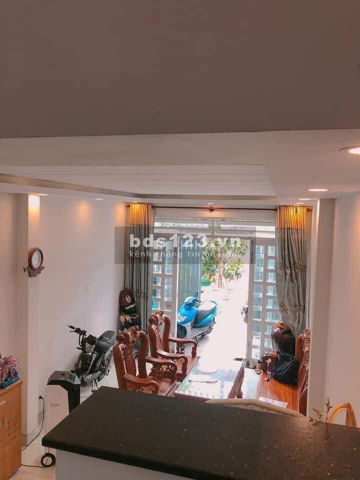 Bán nhà hẻm xe hơi có sân đổ ô tô diện tích khủng Thích Quảng Đức, P.5, Phú Nhuận, 68m2, chỉ 5.95 tỷ