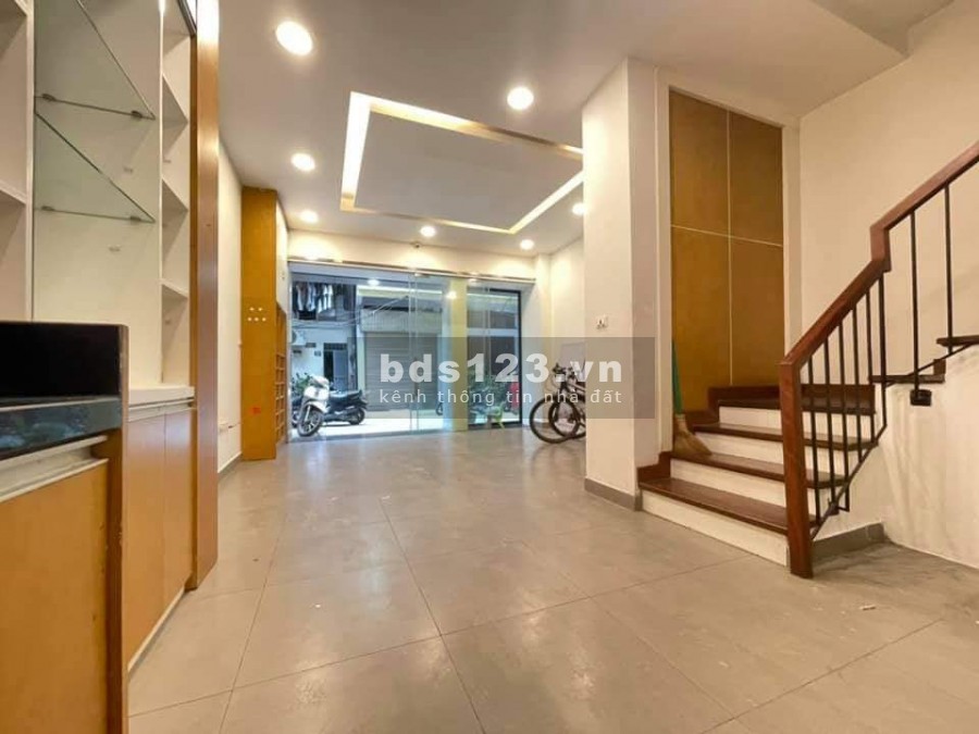 Bán nhà khu phân lô dân trí cao, ô tô đỗ cửa, phố Thái Hà, diện tích 45m2, giá bán nhỉnh 8 tỷ