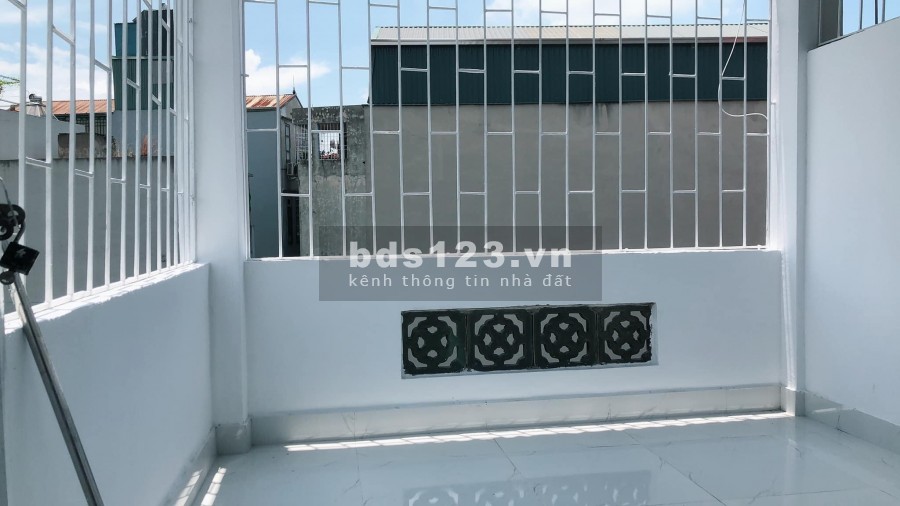 Bán nhà nguyên căn phố Tân Mai, Quận Hoàng Mai, pháp lí chính chủ, diện tích 50m2, lhcc