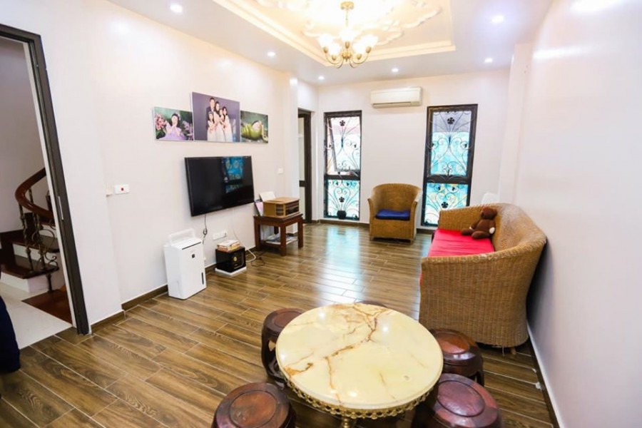 Mặt tiền 8m, mặt phố Hàn Thuyên, thông sàn, vỉa rộng, quận Hai Bà Trưng, kinh doanh đỉnh