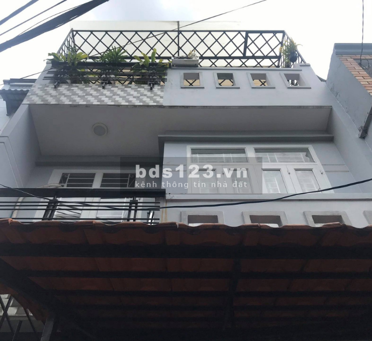 Nhà Mới 3 tầng, Đường Thông Nguyễn Văn Công, P.3, Quận Gò Vấp dt 48m2 giá 4,75 tỷ