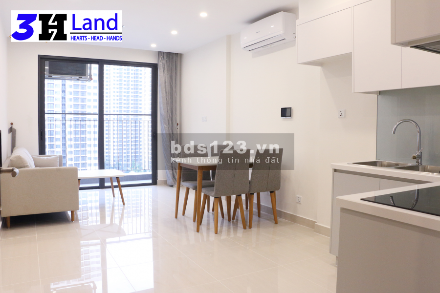 Chính chủ cho thuê căn 1 phòng ngủ 43m2 nội thất ơ bản 6,5tr tại Vinhomes Smart City