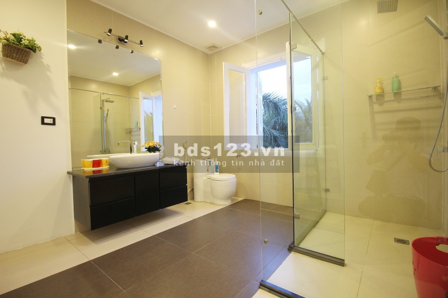 Cho thuê biệt thự Ciputra diện tích sử dụng 150m2, 4 phòng ngủ, full nội thất cao cấp, ở ngay