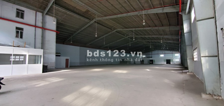 Cho thuê kho xưởng 2400m2 KCN Tân Tạo, Quận Bình Tân
