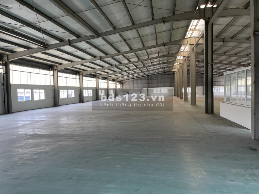 Cho thuê kho xưởng diện tích sử dụng 1800m2 tại KCN Từ Liêm, Nam Từ Liêm, Hà Nội