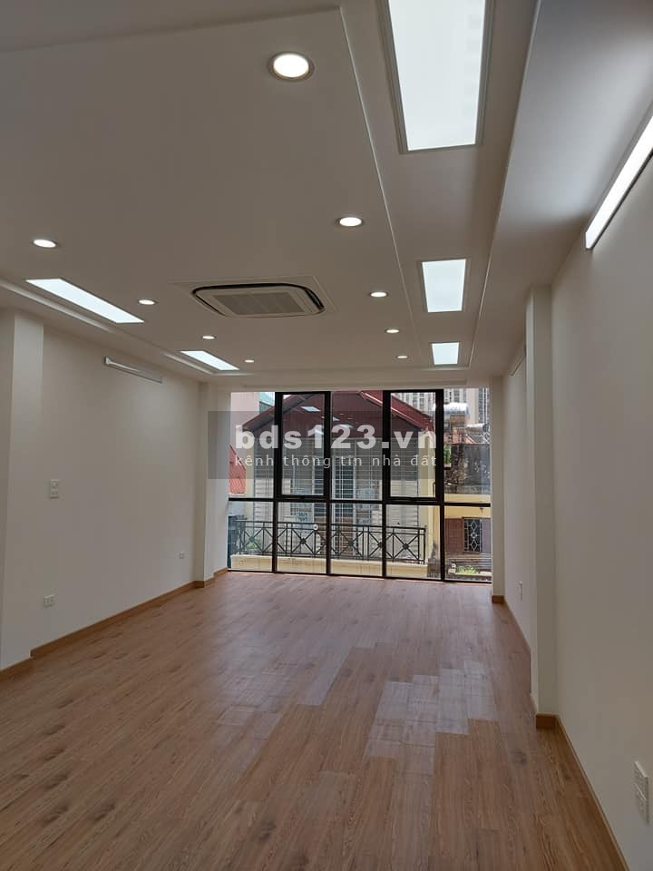 Bán nhà Mạc Thái Tổ phân lô vỉa hè ô tô tránh thang máy dtsd 61m2, 7 tầng giá nhỉnh 14 tỷ
