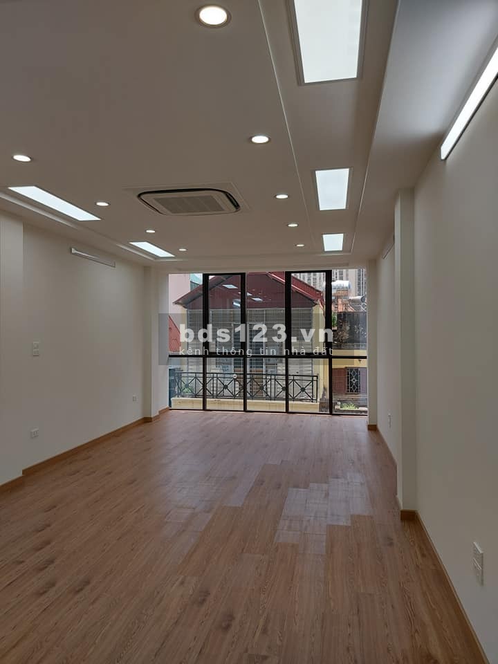 Bán nhà Mạc Thái Tổ phân lô vỉa hè ô tô tránh thang máy dtsd 61m2, 7 tầng giá nhỉnh 14 tỷ