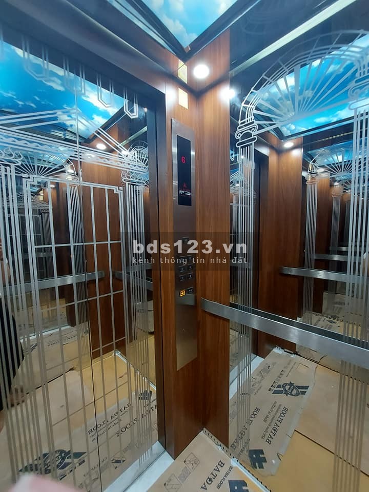 Bán nhà Mạc Thái Tổ phân lô vỉa hè ô tô tránh thang máy dt 61m2 7 tầng nhỉnh 14 tỷ