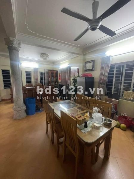 Bán nhà nguyên căn gara ô tô vỉa hè kinh doanh đỉnh, lô góc…