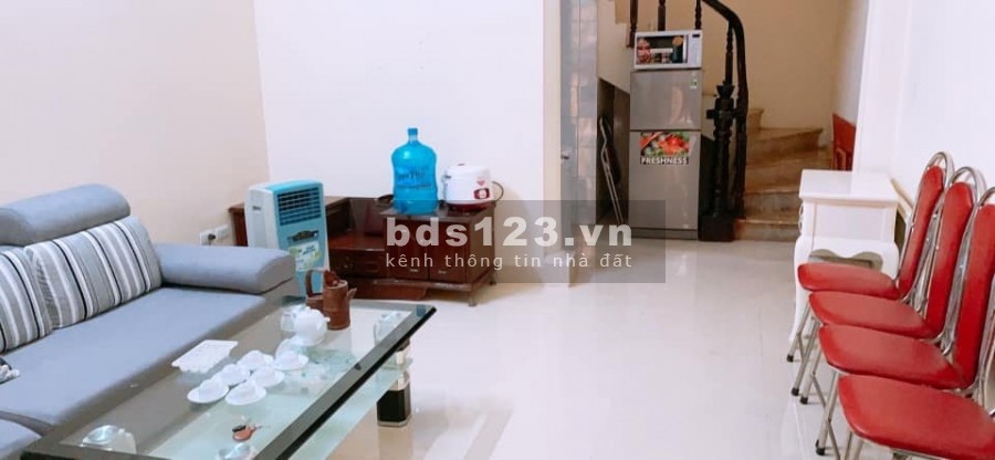 Bán nhà nguyên căn giá rẻ ngõ Yên Hoà Cầu Giấy dtsd 39m2, mt 4m, giá 3.15 tỷ, lh 0975513371.