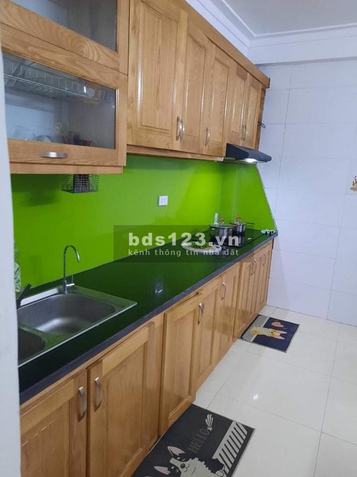 Bán gấp nhà Cổ Điển huyện Thanh Trì 40mét, đúc kiên cố 4 tầng giá 2.25 tỷ Liên hệ: 0379146261
