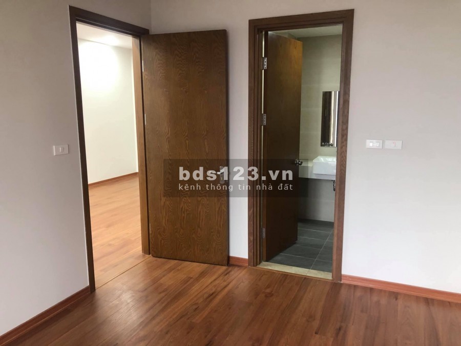 Chính chủ cần tiền bán gấp căn hộ 2 ngủ ngay trung tâm thành phố Bắc Ninh, pháp lí đủ