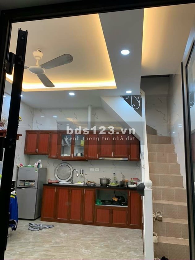 Bán nhà Trương Định Quận Hoàng Mai nhỏ xinh diện tích 30m2, mặt tiền 4,5m, giá 1,85 tỷ