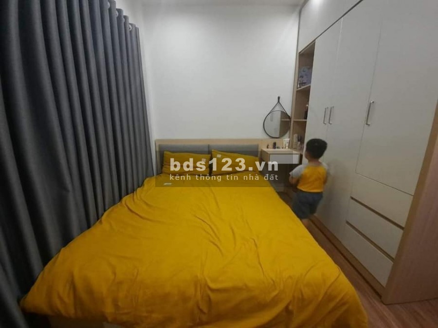 Bán gấp nhà Cổ Điển huyện Thanh Trì 40mét, đúc kiên cố 4 tầng giá 2.25 tỷ Liên hệ: 0379146261