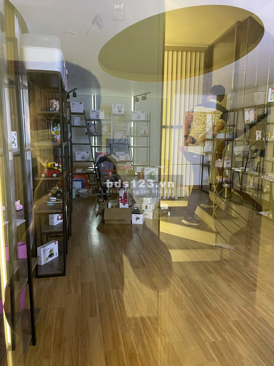 Siêu phầm ngã 6 Ô Chợ Dừa mặt tiền khủng vỉa hè 6.9m, 5 tầng, thang máy mạ vàng, lh O94367O2O5