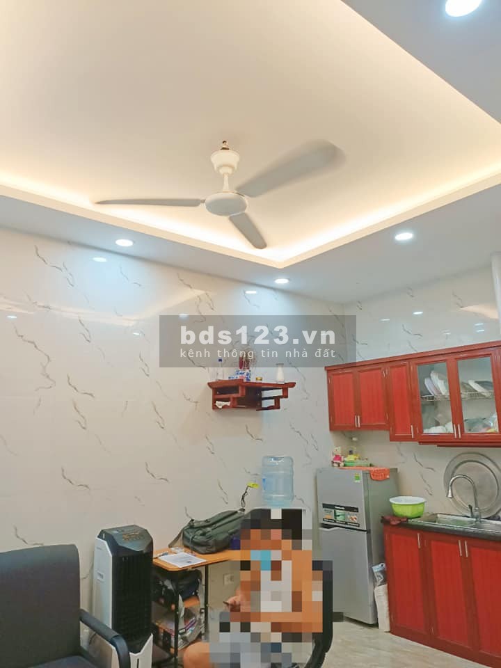Bán nhà nguyên căn Trương Định, gần phố đẹp lung linh dt 20.9m2, giá hơn 1 tỷ, sổ sẵn