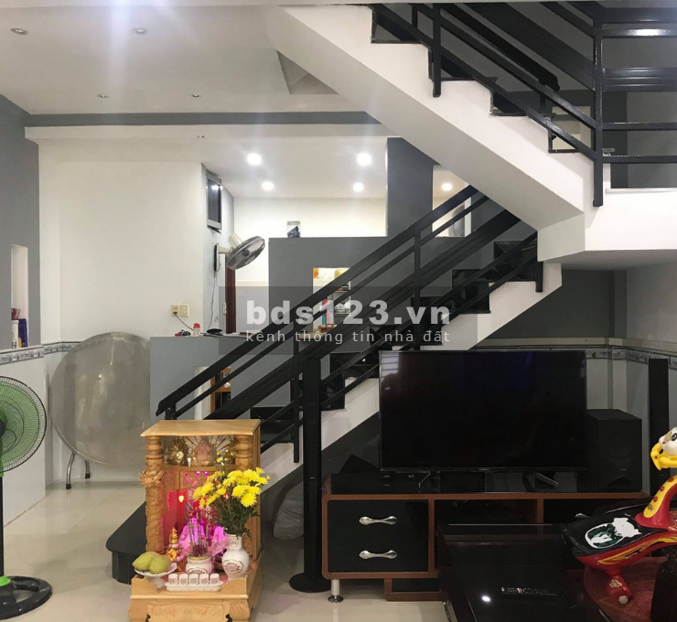 Nhà Mới 3 tầng, Đường Thông Nguyễn Văn Công, P.3, Quận Gò Vấp dt 48m2 giá 4,75 tỷ