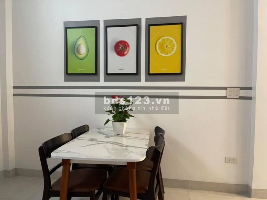 Bán nhà ngõ phố Bình Lộc, ph Tân Bình, TP HD, 3 tầng, 3 ngủ, 50m2, ngõ to rộng, nhà cực đẹp, giá tốt