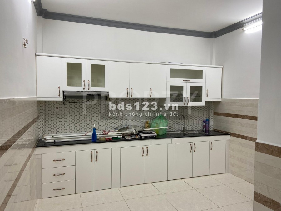 Bán nhà nguyên căn hẻm xe hơi Phạm Văn Hai, P5 TÂN BÌNH, chợ ông Tạ, 5PN, 8,7 tỷ