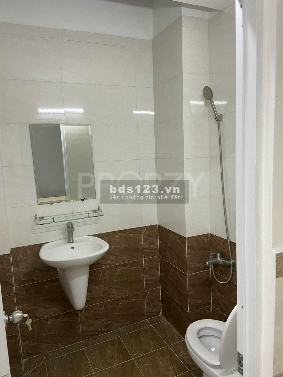 Bán nhà nguyên căn hẻm xe hơi Phạm Văn Hai, P5 TÂN BÌNH, chợ ông Tạ, 5PN, 8,7 tỷ