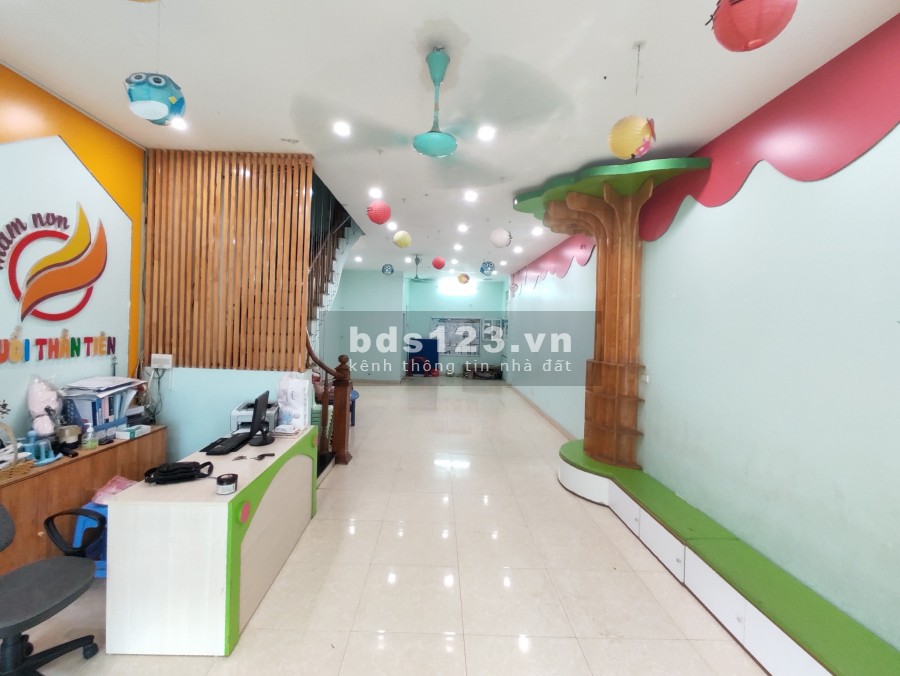 Bán căn góc Minh Khai 90m2, M.tiền 5.1, Ôtô chánh, sống sướng, KD mọi dòng tiền LH: 0983599927