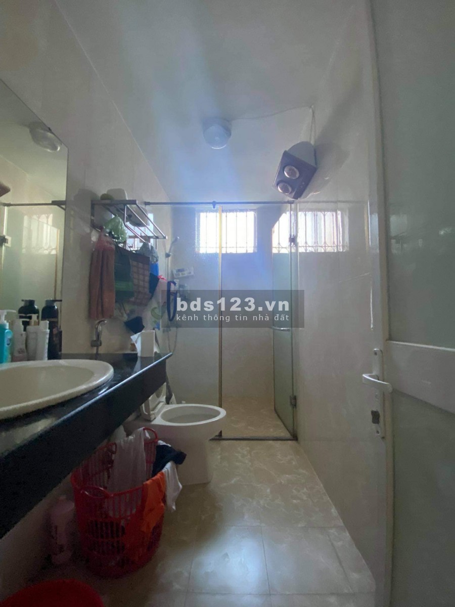 Bán nhà Khâm Thiên 46m2 4.2 tỷ. Ngõ rộng thông thoáng, gần phố. Nhà đẹp ở luôn