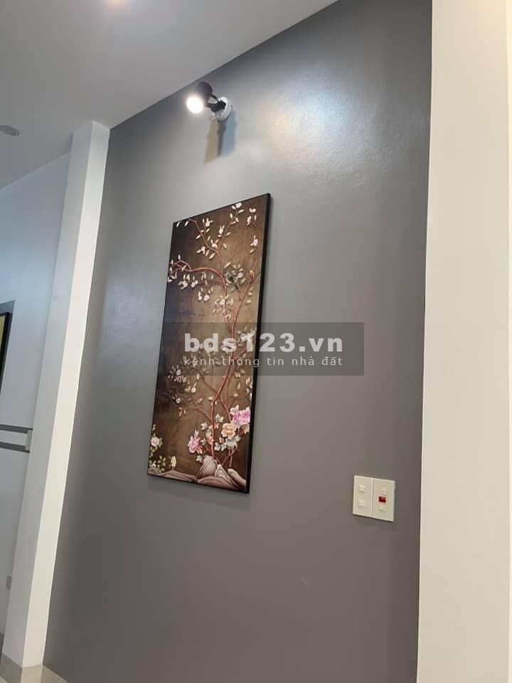 Bán nhà ngõ phố Bình Lộc, ph Tân Bình, TP HD, 3 tầng, 3 ngủ, 50m2, ngõ to rộng, nhà cực đẹp, giá tốt