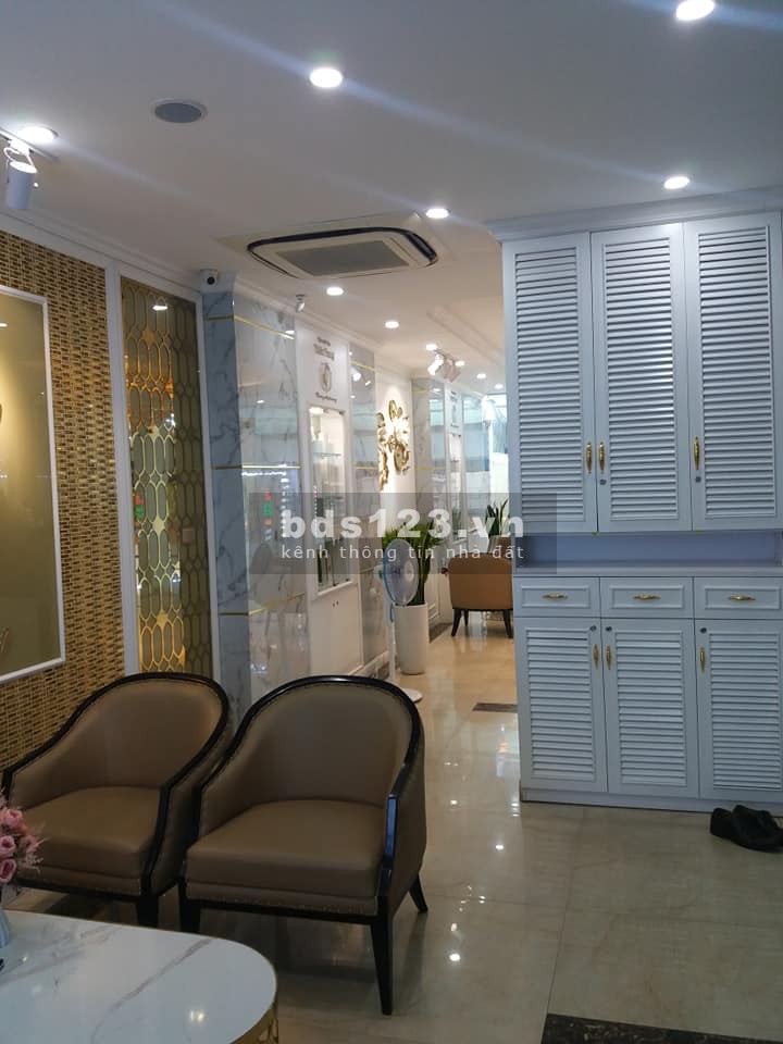 Bán nhà mặt phố Nguyễn Trãi Quận Thanh Xuân dtsd 120m2, 8 tầng, mt 4.5m, vỉa hè 3m- 39.8 tỷ