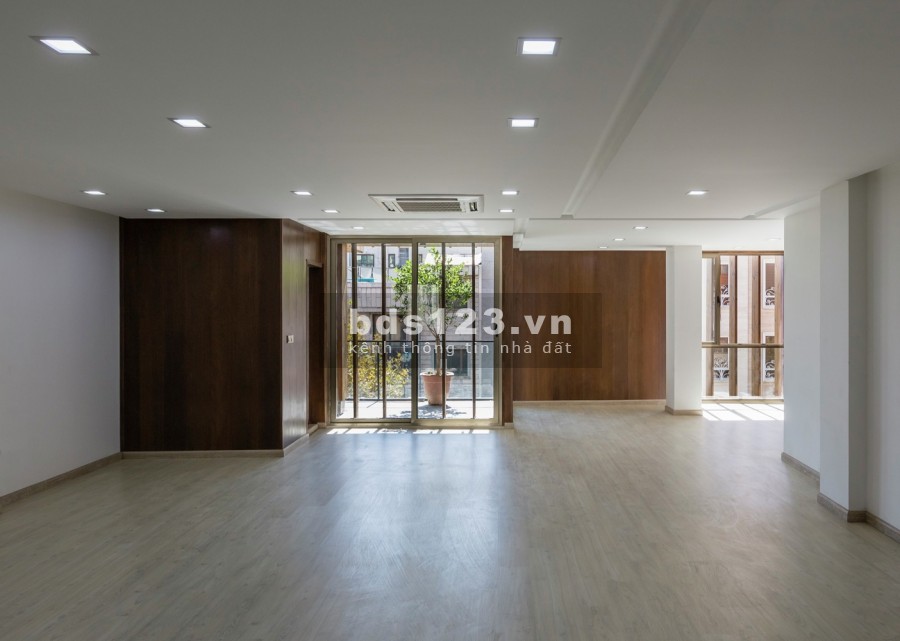 Cho thuê văn phòng TNR GoldSeason, Nguyễn Tuân. DT 50m2 - 1000m2, giá ưu đãi