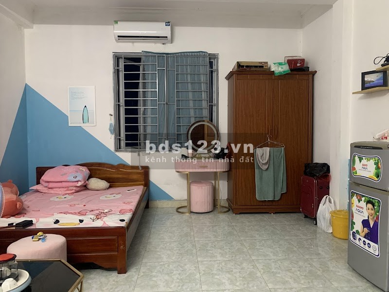 Chủ nhà cần bán nhà nguyên căn mặt phố 10m, giá bán 5.5 tỷ,…