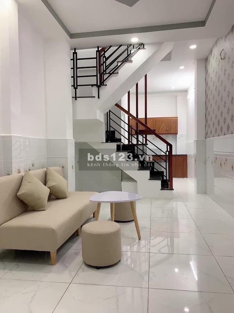 Bán nhà nguyên căn giá tiện đầu tư giá 4 tỷ diện tích 51m2 Trường Chinh, Quận Tân Phú